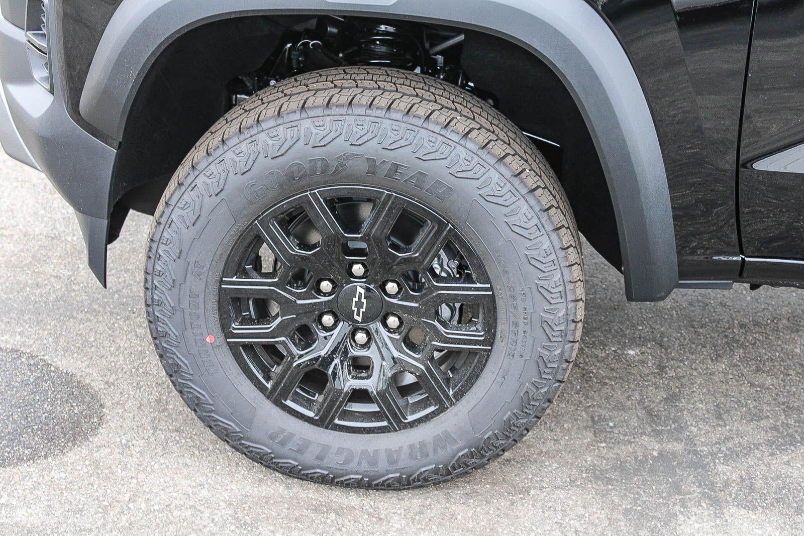 2026 Chevrolet Colorado Crew Cab Short Box 4-Wheel Drive Trail Boss