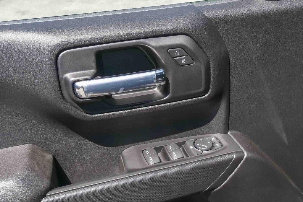 2026 Chevrolet Silverado 1500 Double Cab Standard Box 2-Wheel Drive Custom