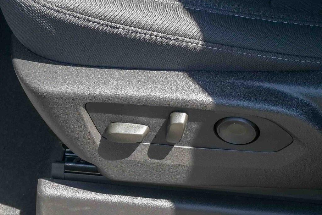 2026 Chevrolet Silverado 1500 Double Cab Standard Box 2-Wheel Drive Custom