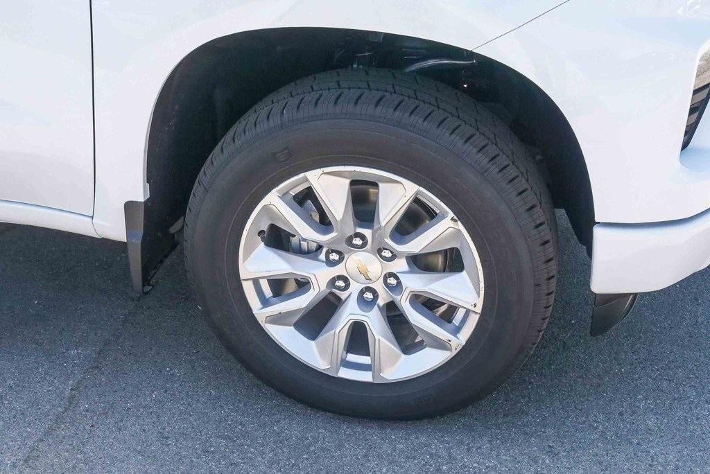 2026 Chevrolet Silverado 1500 Double Cab Standard Box 2-Wheel Drive Custom