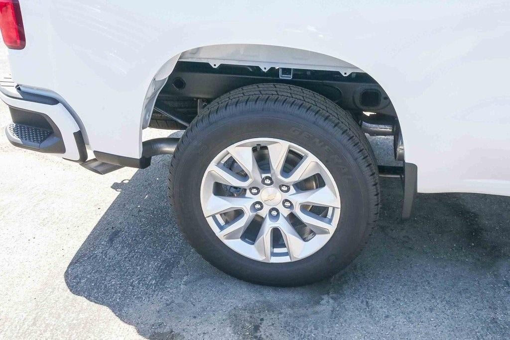 2026 Chevrolet Silverado 1500 Double Cab Standard Box 2-Wheel Drive Custom