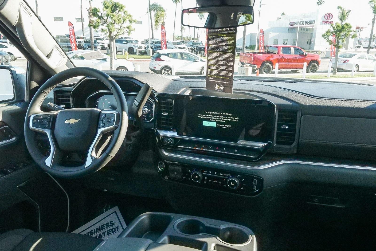 2026 Chevrolet Silverado 1500 Double Cab Standard Box 4-Wheel Drive LT 2FL