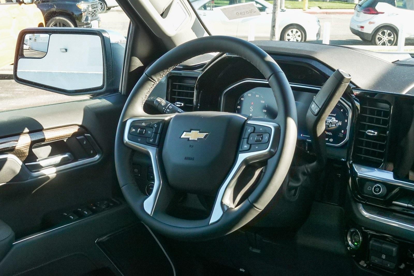 2026 Chevrolet Silverado 1500 Double Cab Standard Box 4-Wheel Drive LT 2FL