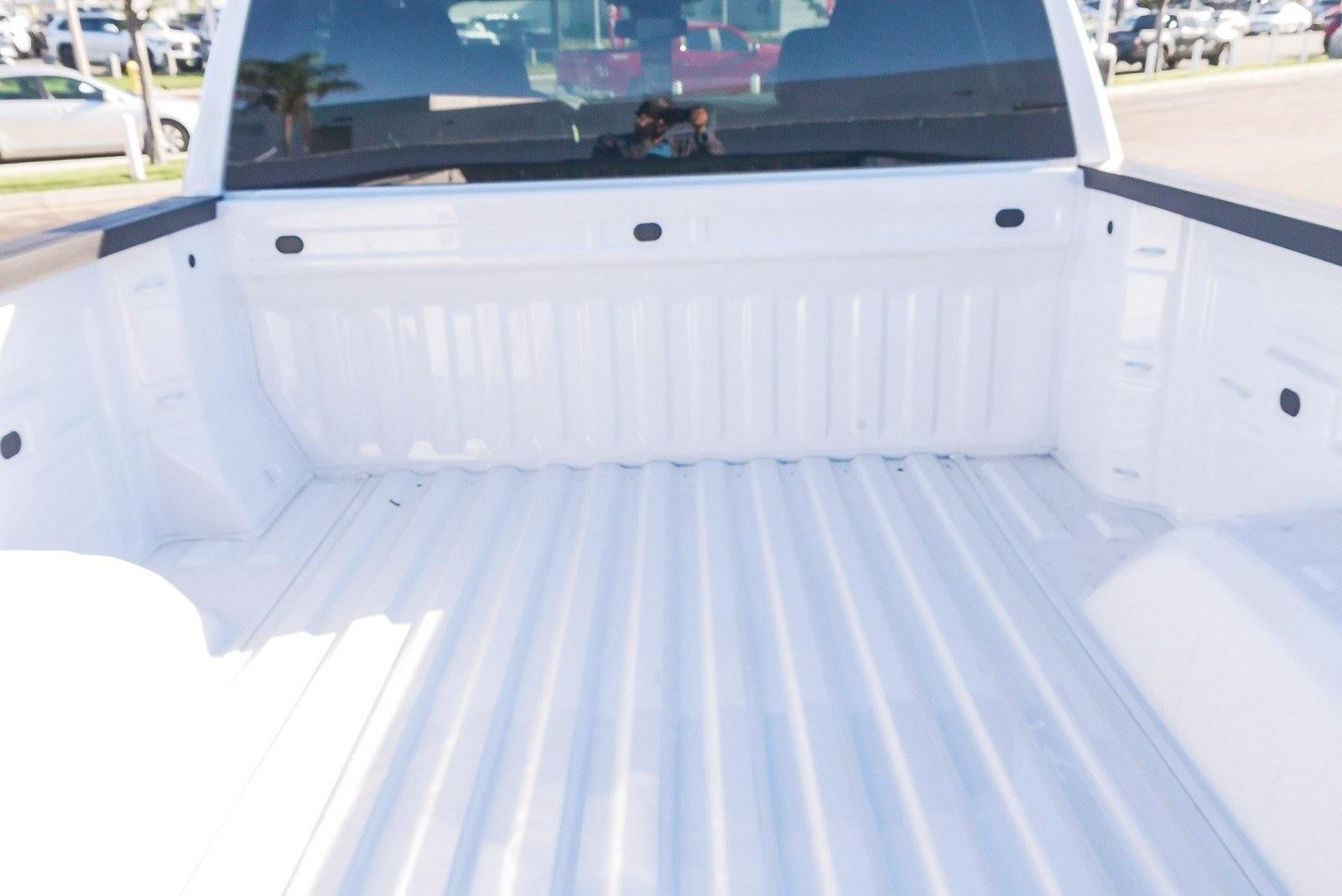 2026 Chevrolet Silverado 1500 Double Cab Standard Box 4-Wheel Drive LT 2FL