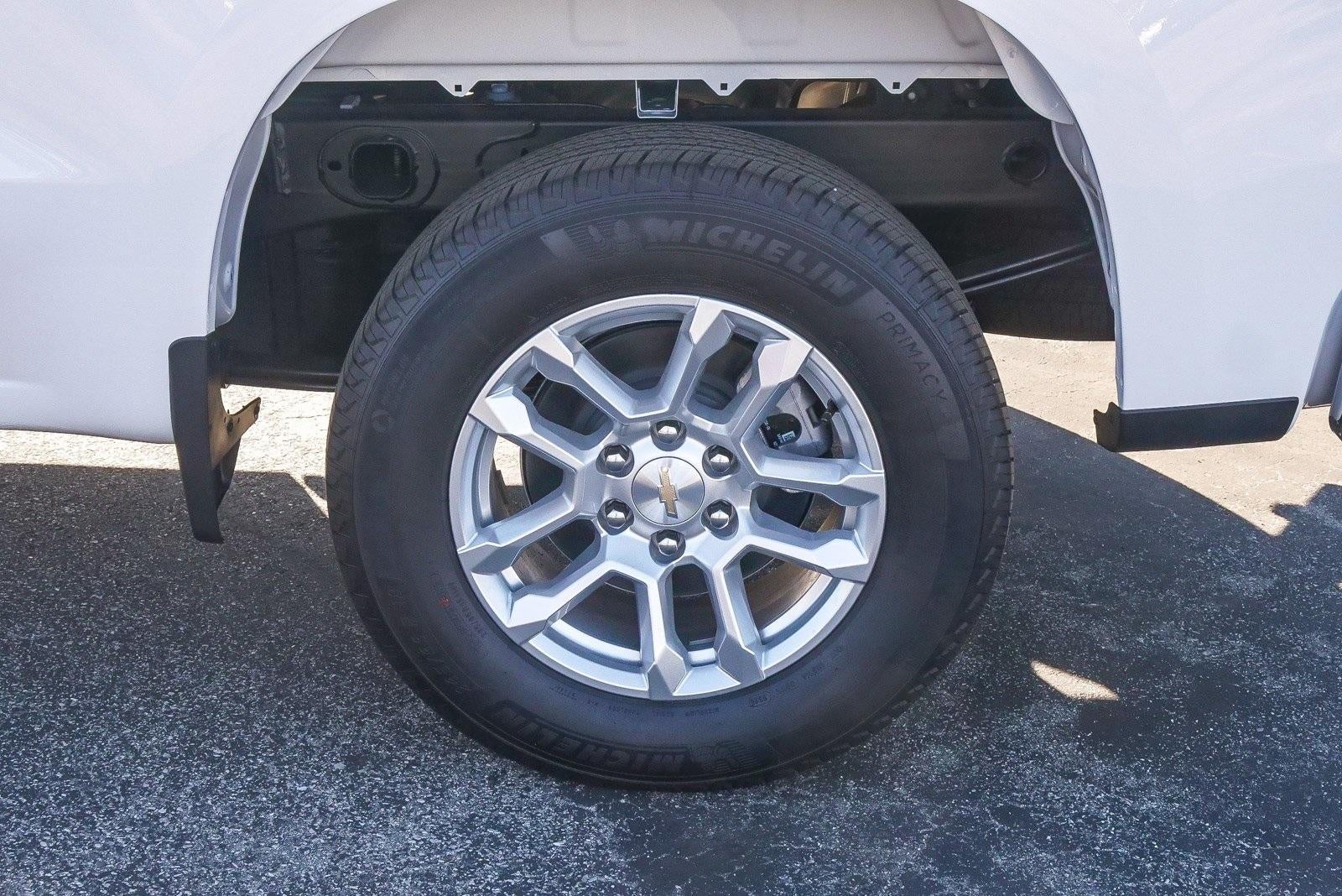 2026 Chevrolet Silverado 1500 Double Cab Standard Box 4-Wheel Drive LT 2FL