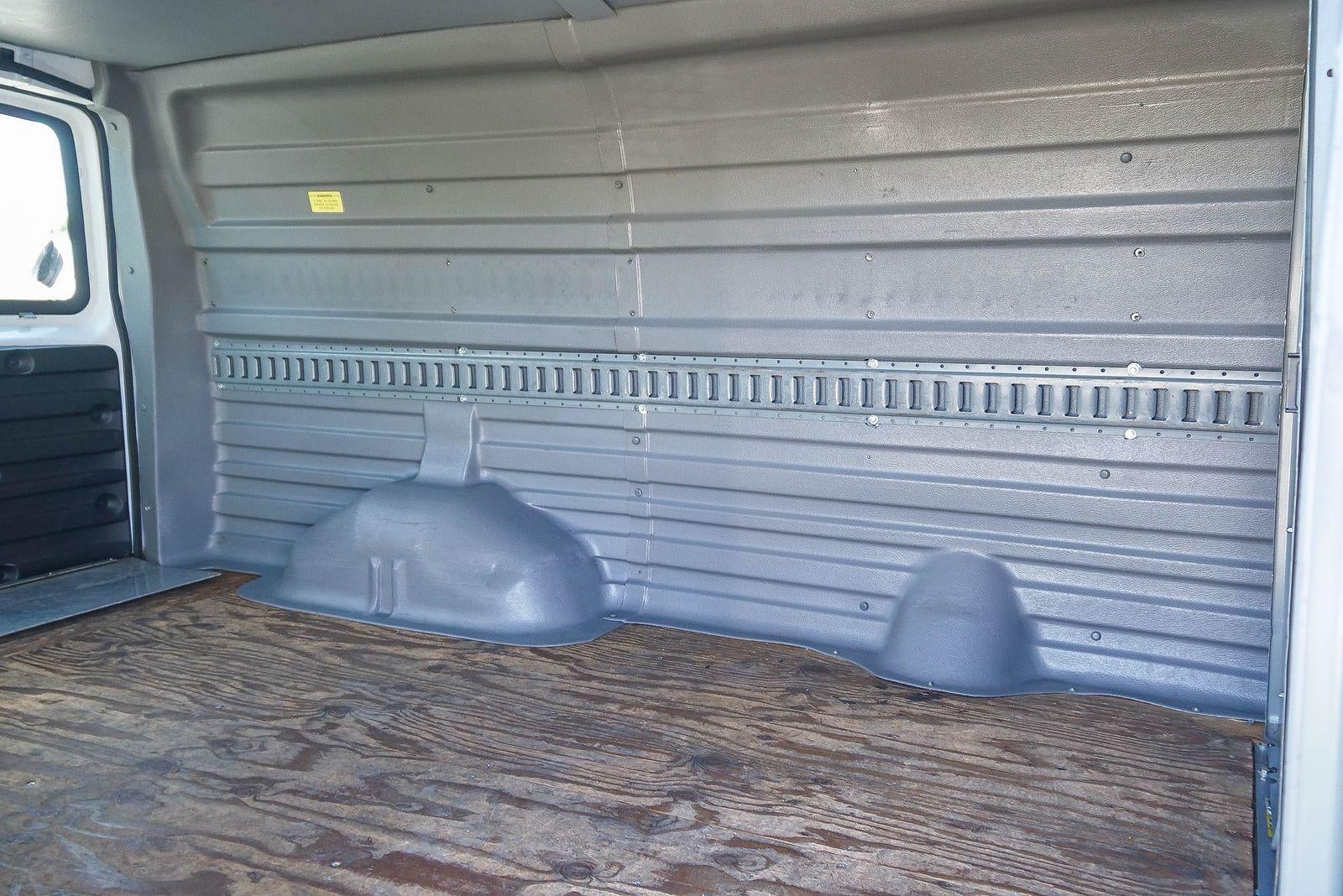 2011 Chevrolet Express Cargo 1500 Base