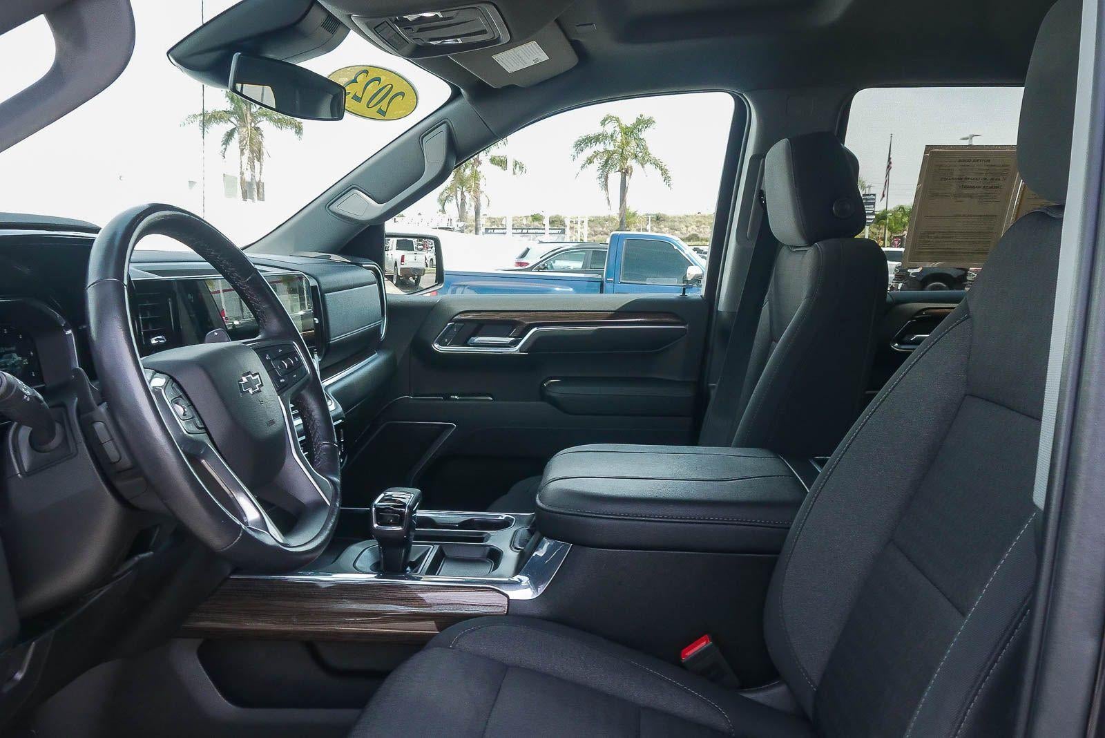 2023 Chevrolet Silverado 1500 RST