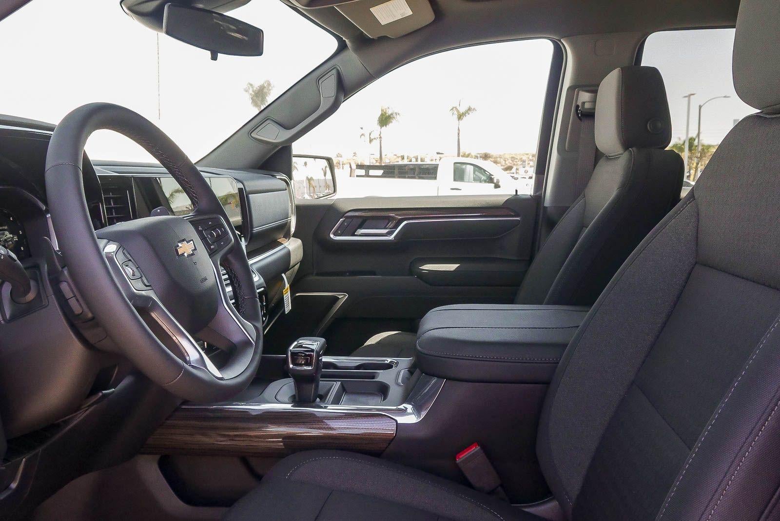 2026 Chevrolet Silverado 1500 Base