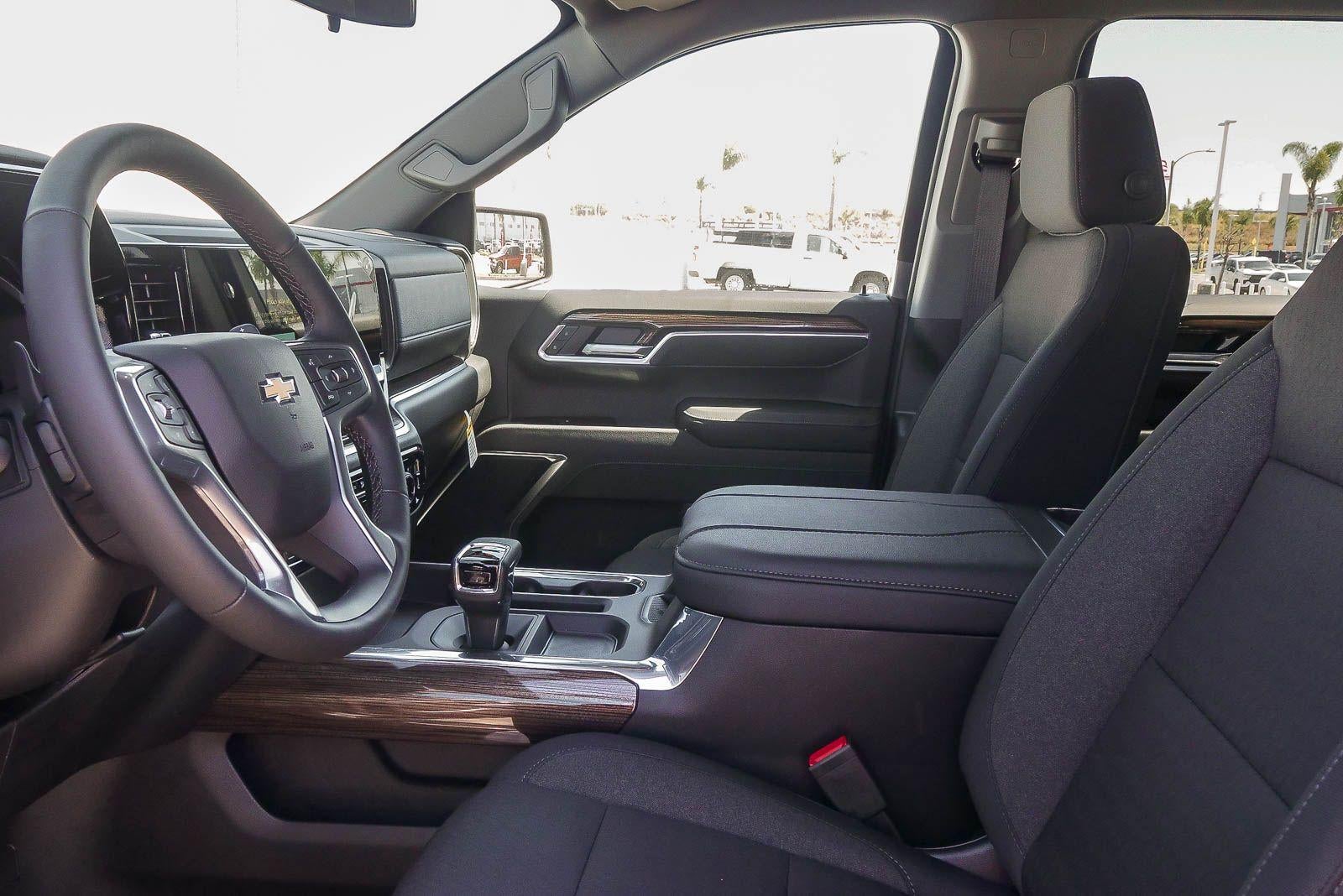 2026 Chevrolet Silverado 1500 Base