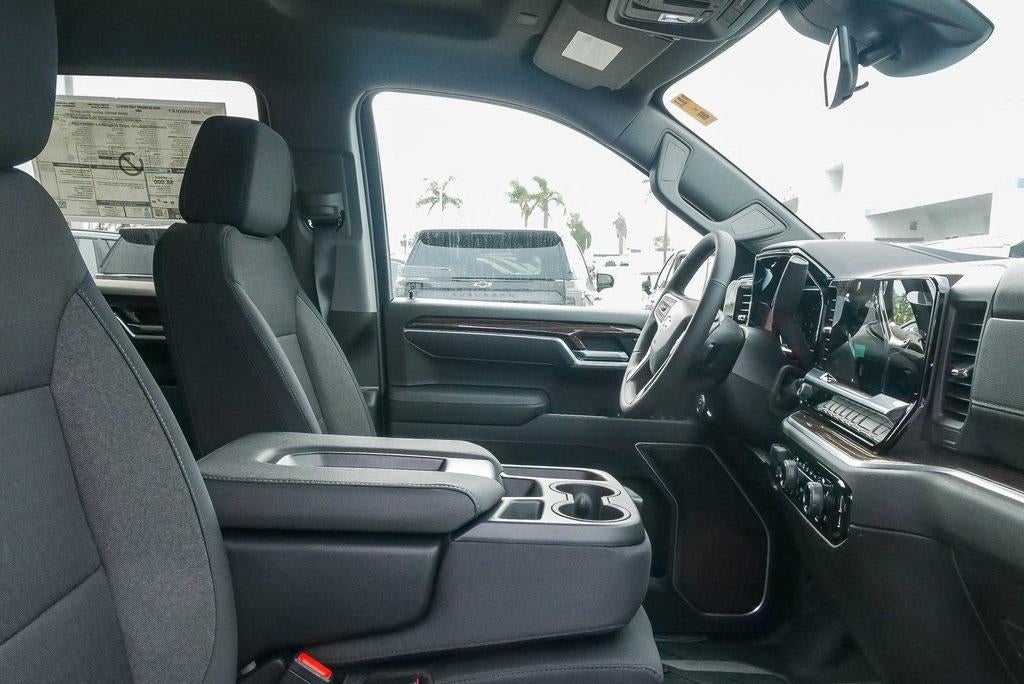 2026 Chevrolet Silverado 1500 Crew Cab Short Box 4-Wheel Drive LT 1LT