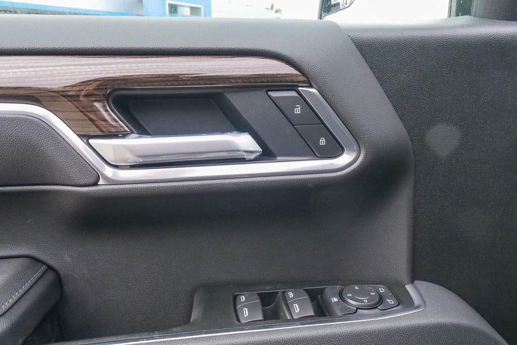 2026 Chevrolet Silverado 1500 Crew Cab Short Box 4-Wheel Drive LT 1LT