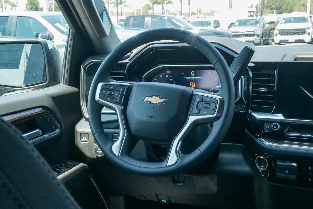 2026 Chevrolet Silverado 1500 Crew Cab Short Box 4-Wheel Drive LT 1LT