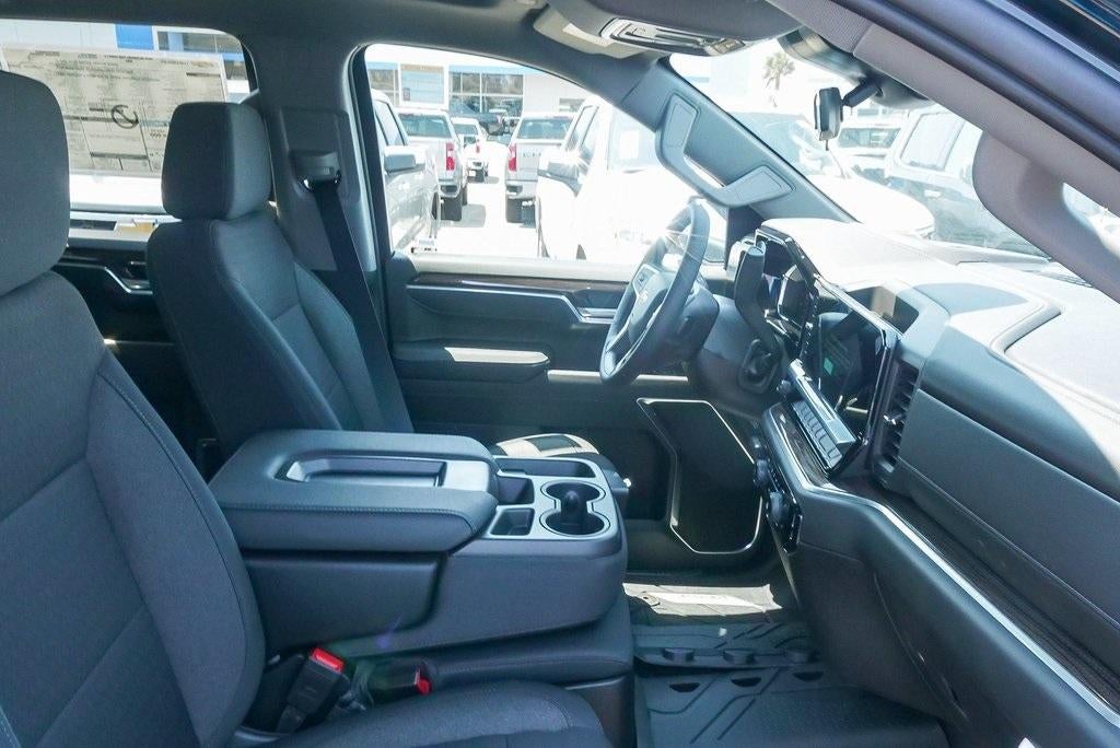 2026 Chevrolet Silverado 1500 Crew Cab Short Box 4-Wheel Drive LT 1LT