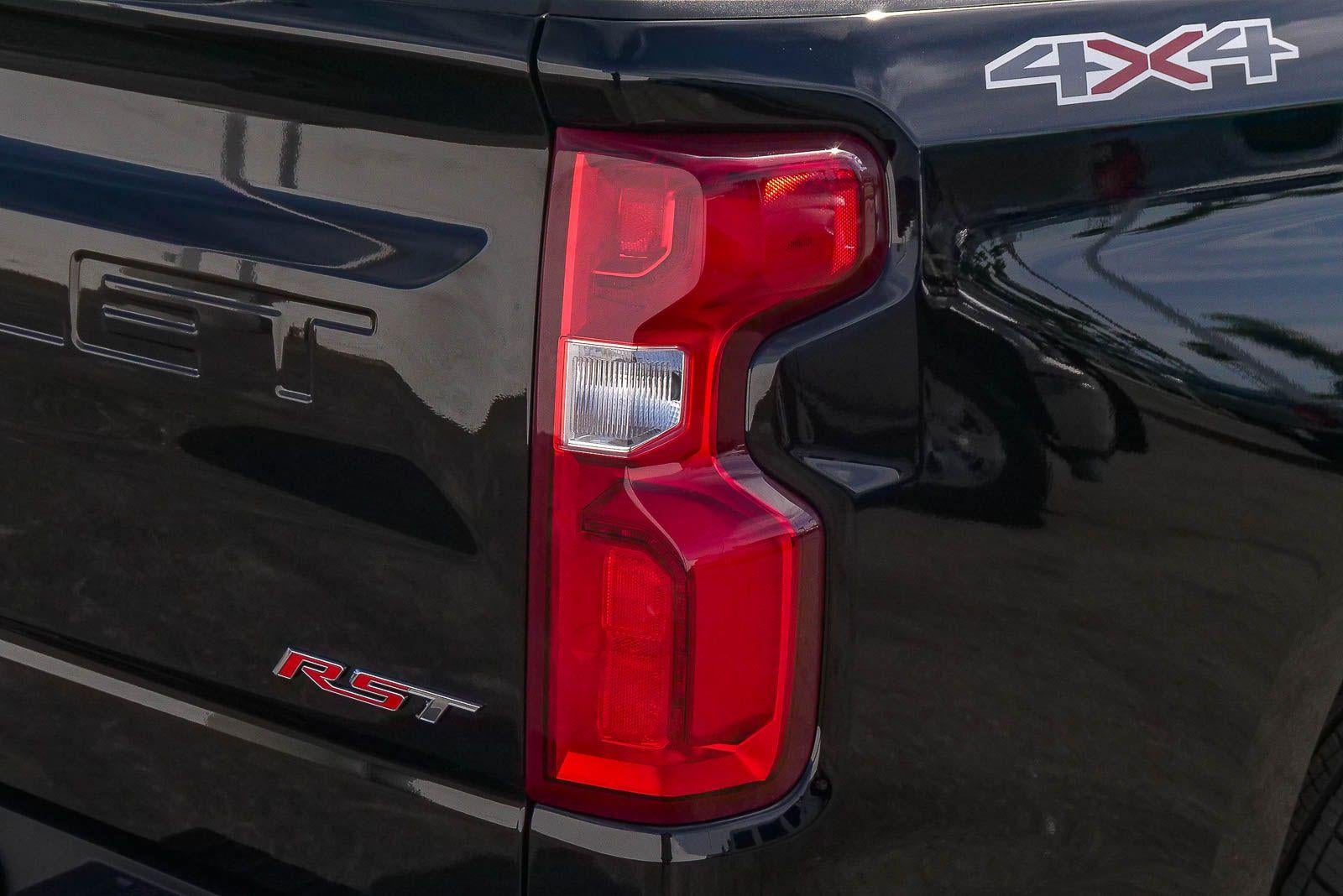 2026 Chevrolet Silverado 1500 Crew Cab Short Box 4-Wheel Drive RST