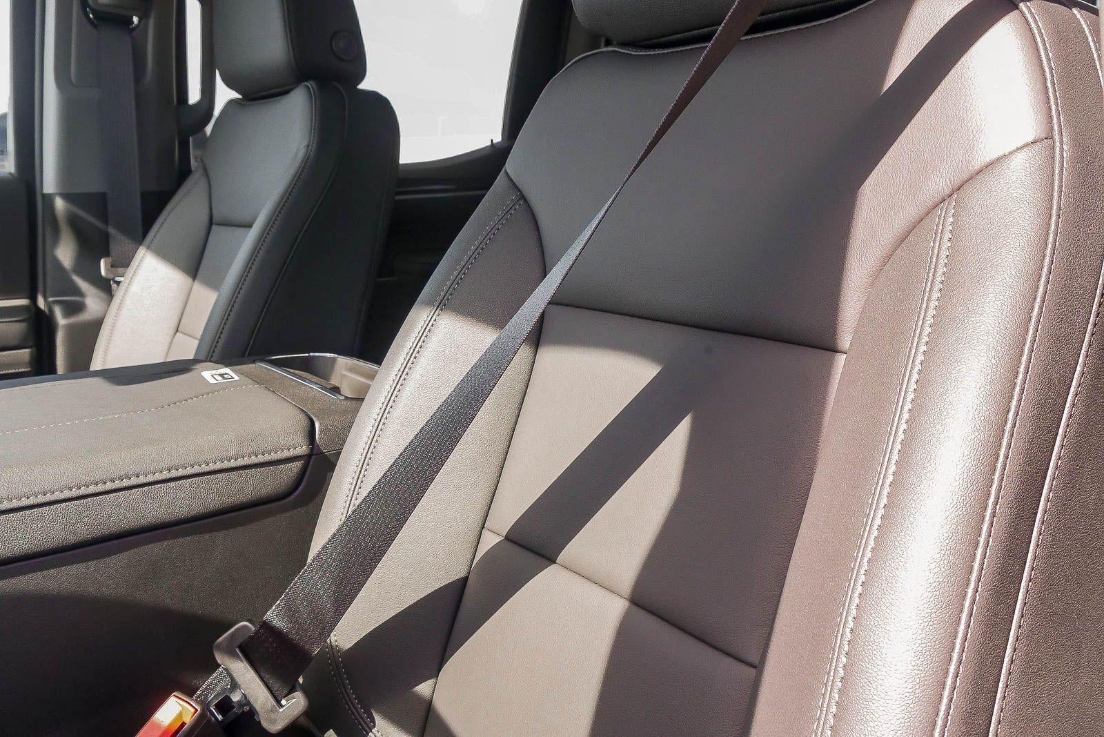 2026 Chevrolet Silverado 1500 Crew Cab Short Box 4-Wheel Drive RST