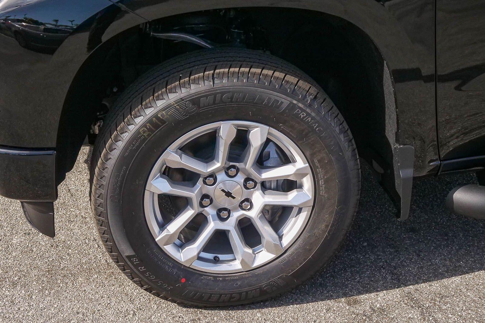 2026 Chevrolet Silverado 1500 Crew Cab Short Box 4-Wheel Drive RST