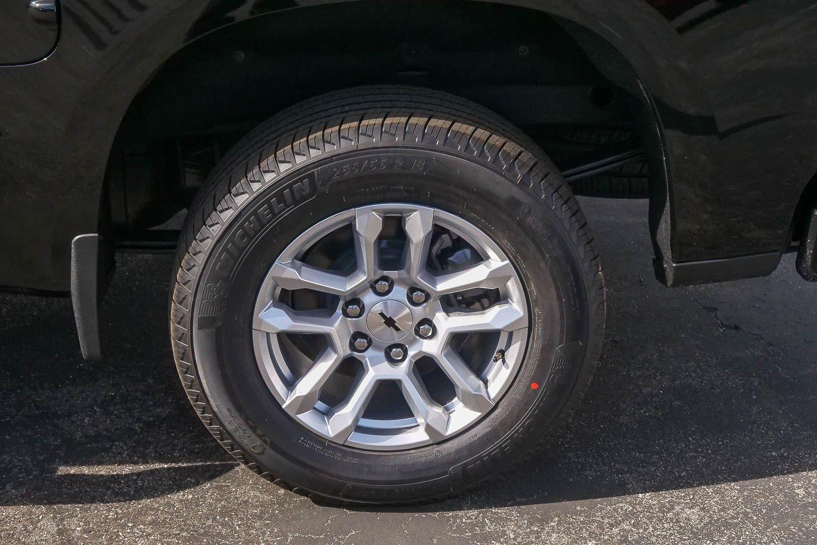 2026 Chevrolet Silverado 1500 Crew Cab Short Box 4-Wheel Drive RST