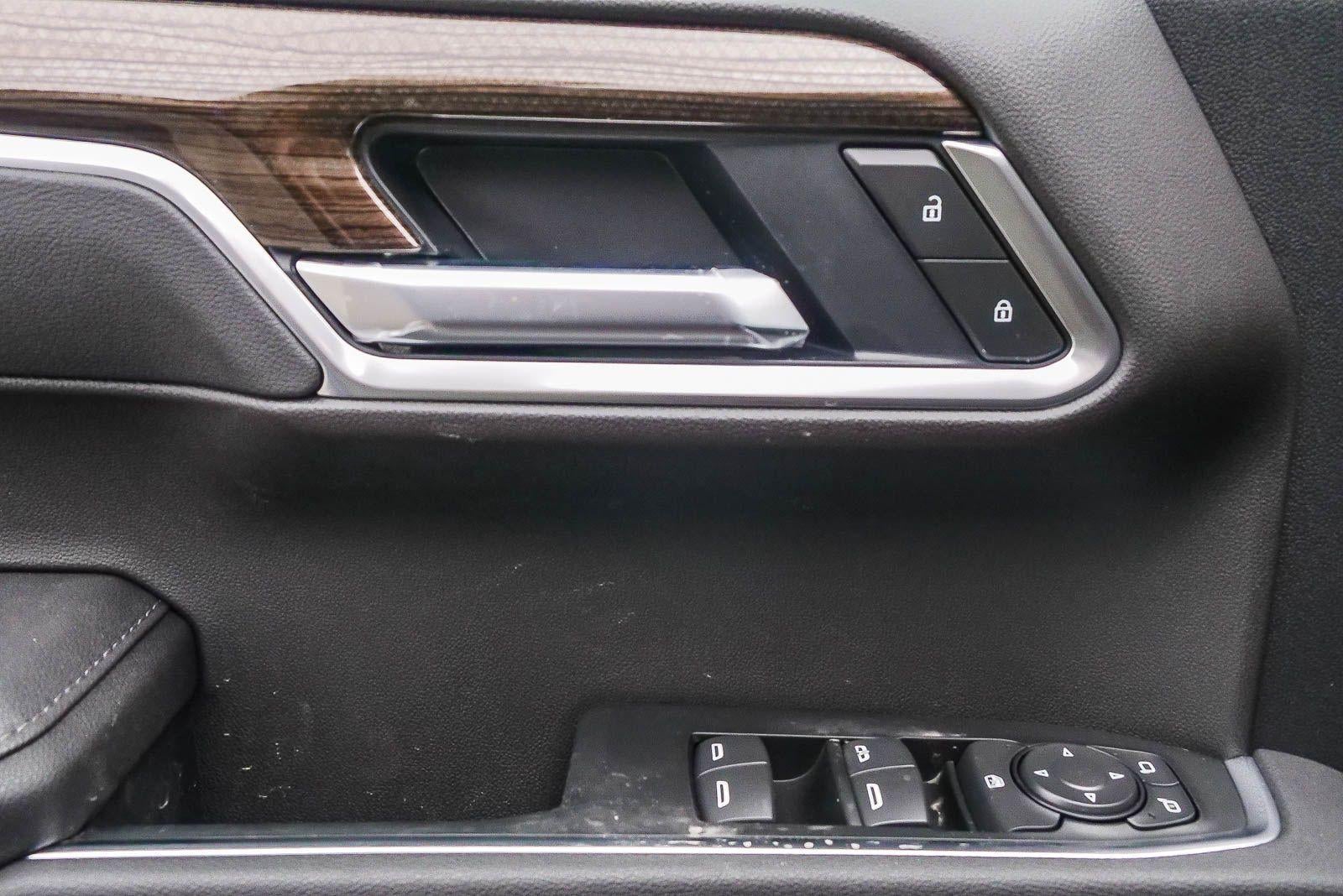 2026 Chevrolet Silverado 1500 Crew Cab Short Box 4-Wheel Drive RST