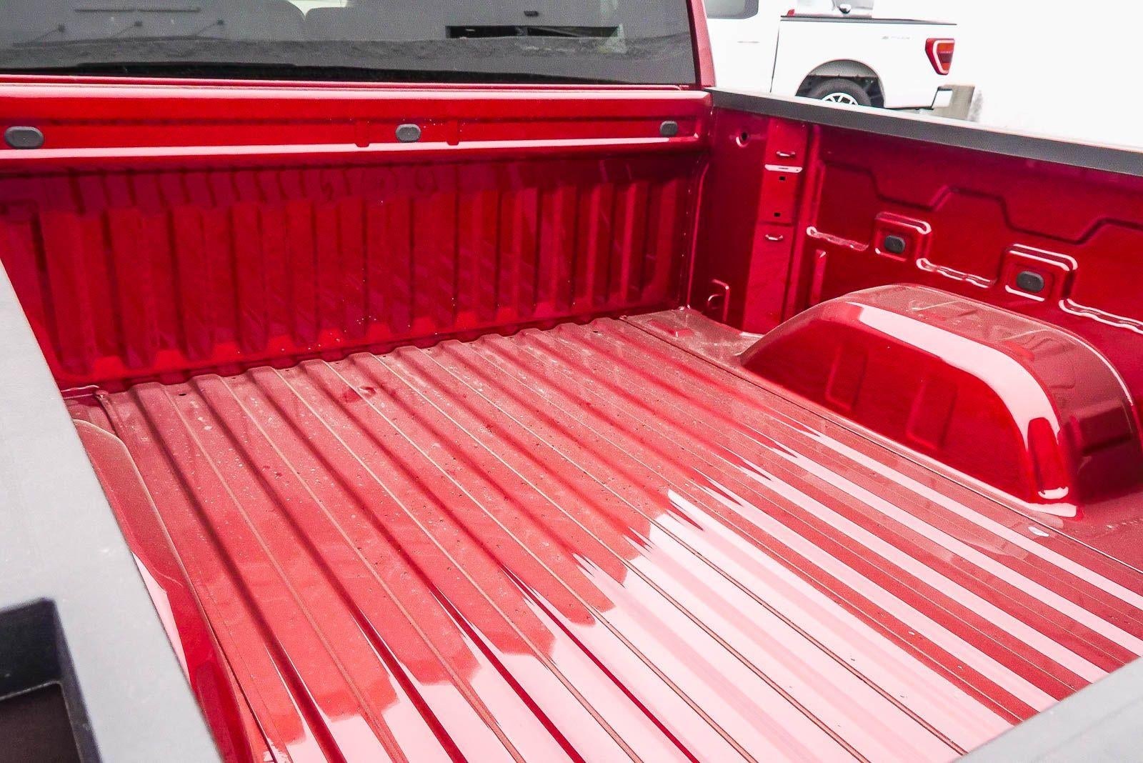 2026 Chevrolet Silverado 1500 Crew Cab Short Box 4-Wheel Drive RST