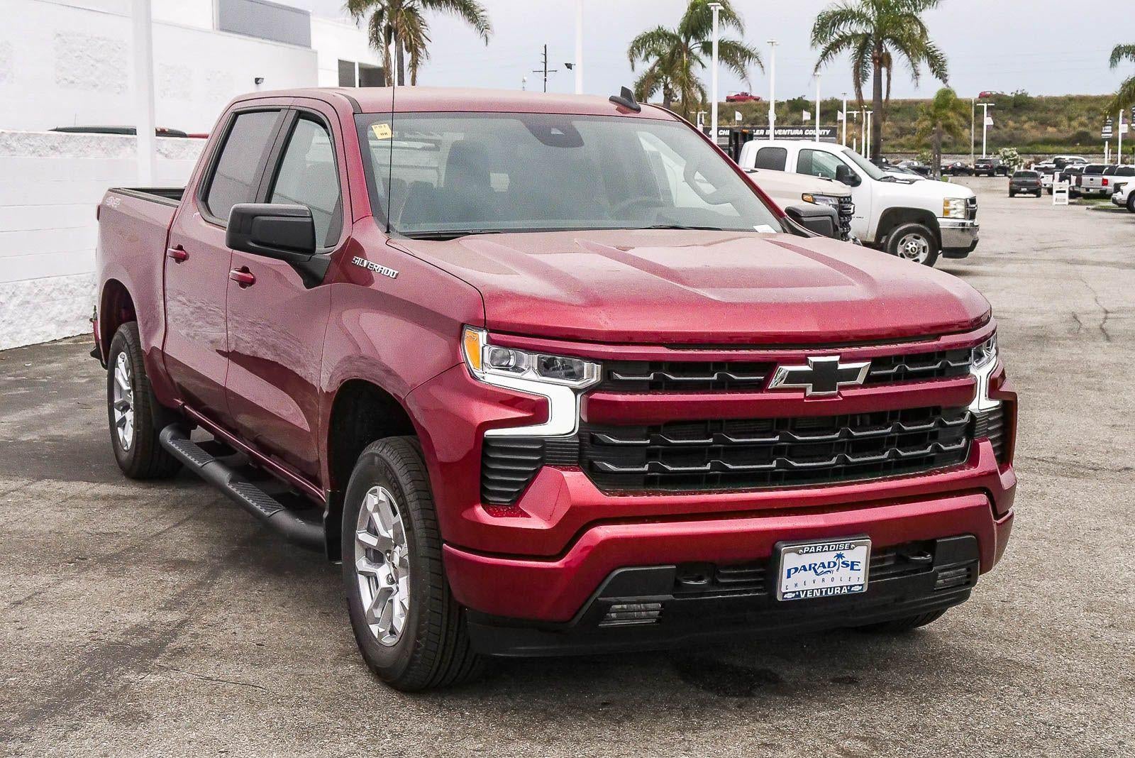 2026 Chevrolet Silverado 1500 Crew Cab Short Box 4-Wheel Drive RST