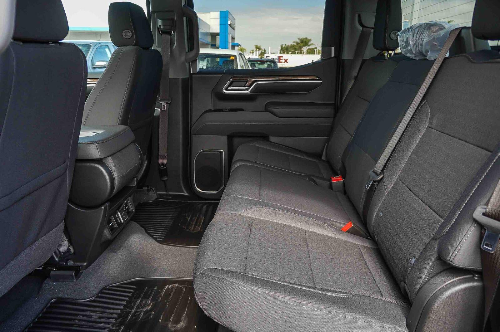 2026 Chevrolet Silverado 1500 Crew Cab Short Box 4-Wheel Drive RST