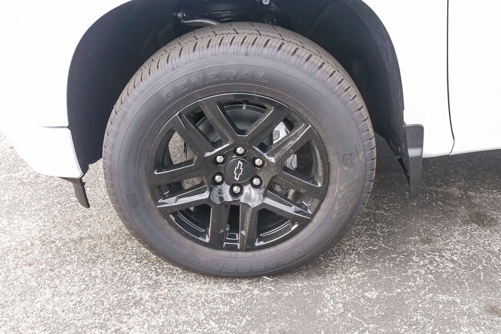 2026 Chevrolet Silverado 1500 Crew Cab Short Box 4-Wheel Drive RST