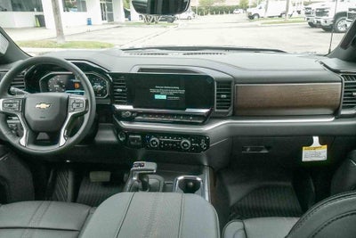 2026 Chevrolet Silverado 1500 Crew Cab Short Box 4-Wheel Drive High Country