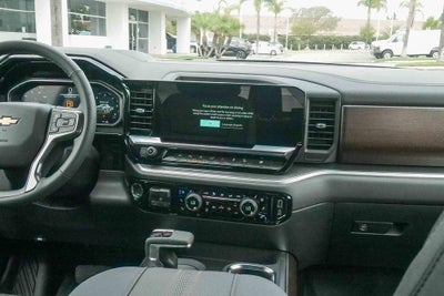 2026 Chevrolet Silverado 1500 Crew Cab Short Box 4-Wheel Drive High Country