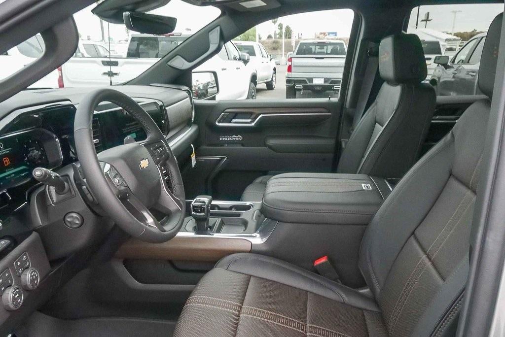 2026 Chevrolet Silverado 1500 Crew Cab Short Box 4-Wheel Drive High Country