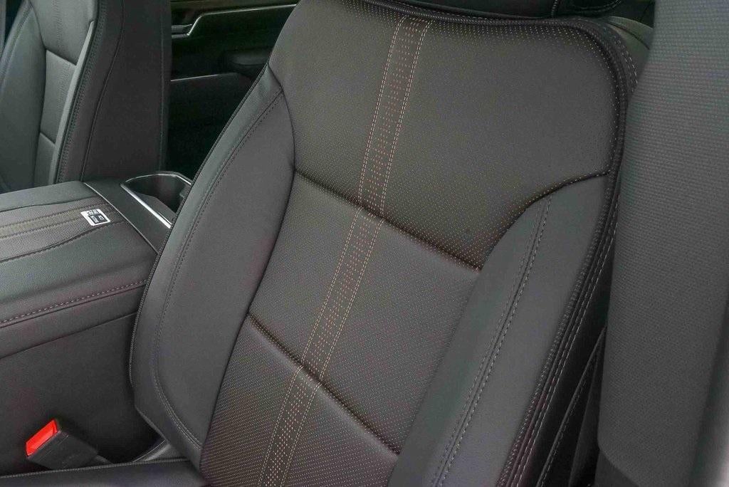 2026 Chevrolet Silverado 1500 Crew Cab Short Box 4-Wheel Drive High Country