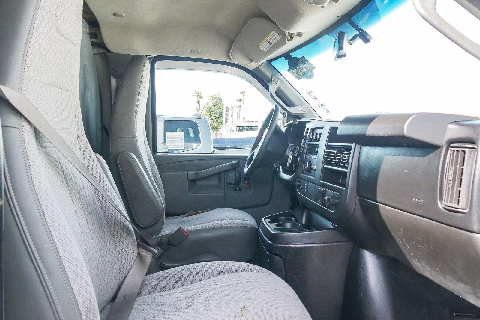 2017 Chevrolet Express Cargo 2500 Base