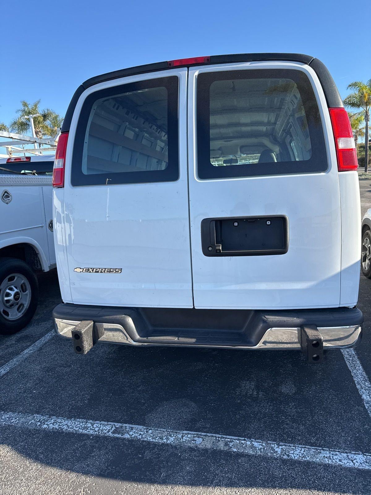 2022 Chevrolet Express Cargo 2500 Base