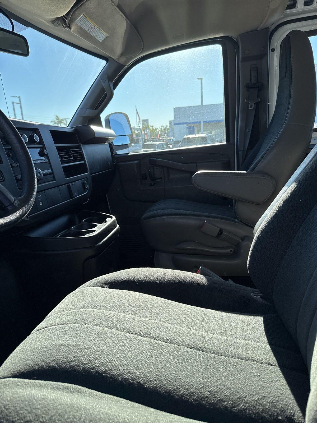 2022 Chevrolet Express Cargo 2500 Base