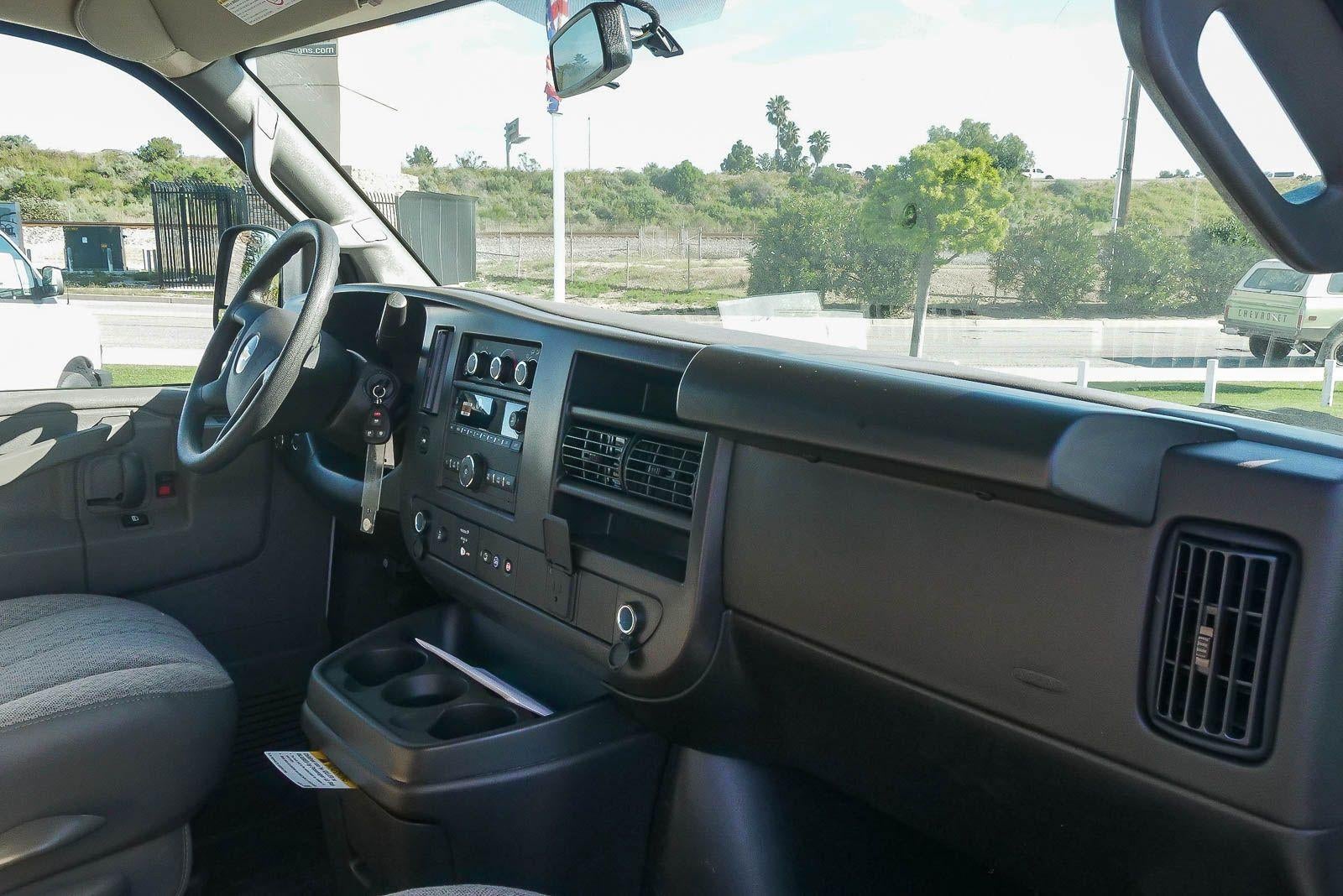 2026 Chevrolet Express Cargo 2500 Regular Wheelbase Rear-Wheel Drive