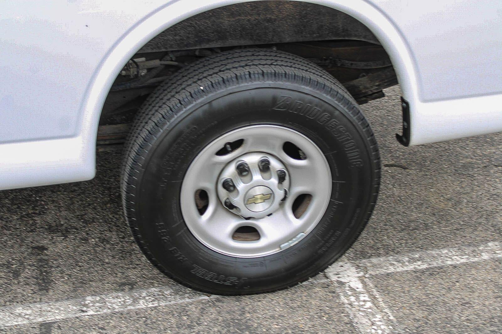 2023 Chevrolet Express Cargo 2500 Base