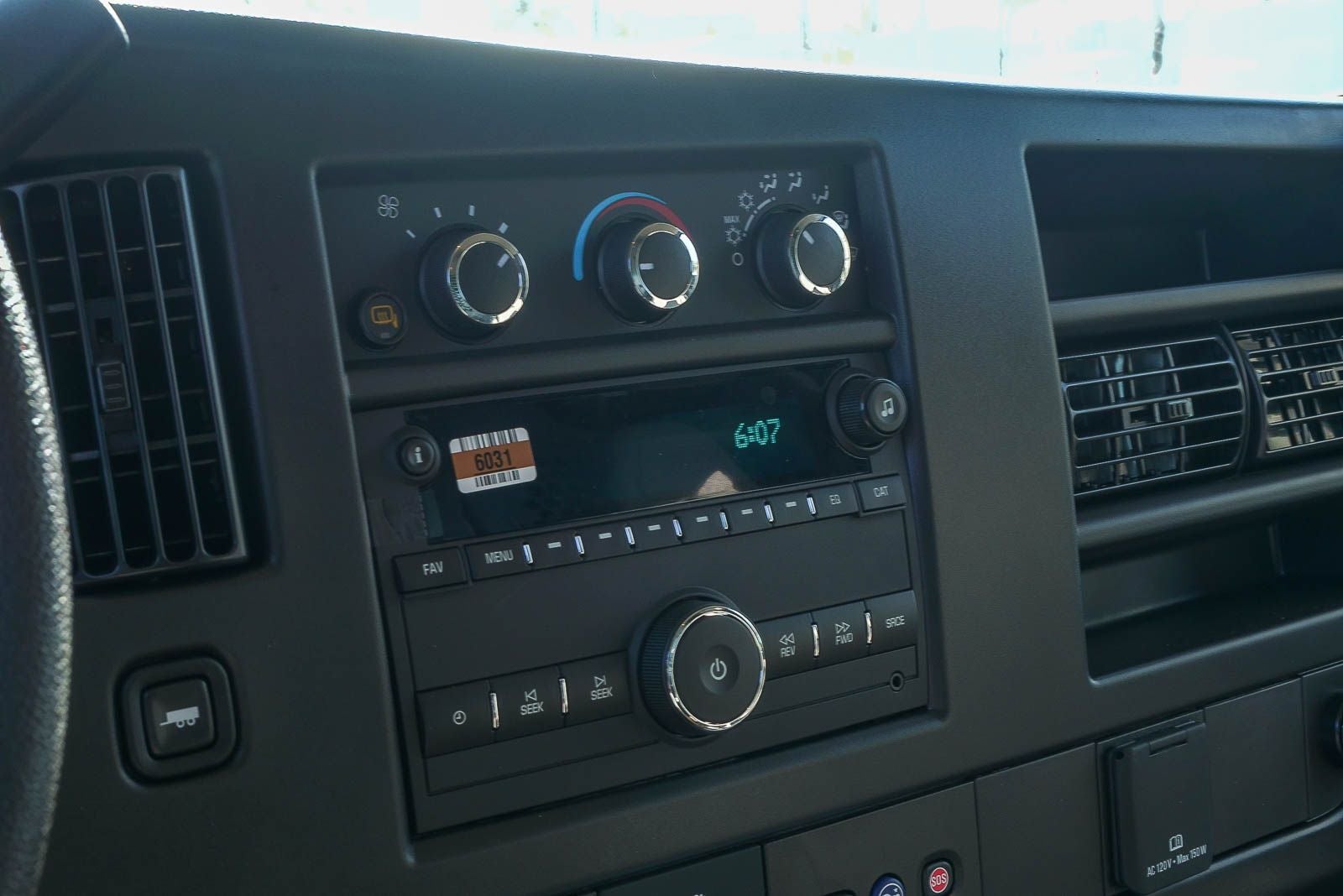 2026 Chevrolet Express Cargo 2500 Regular Wheelbase Rear-Wheel Drive