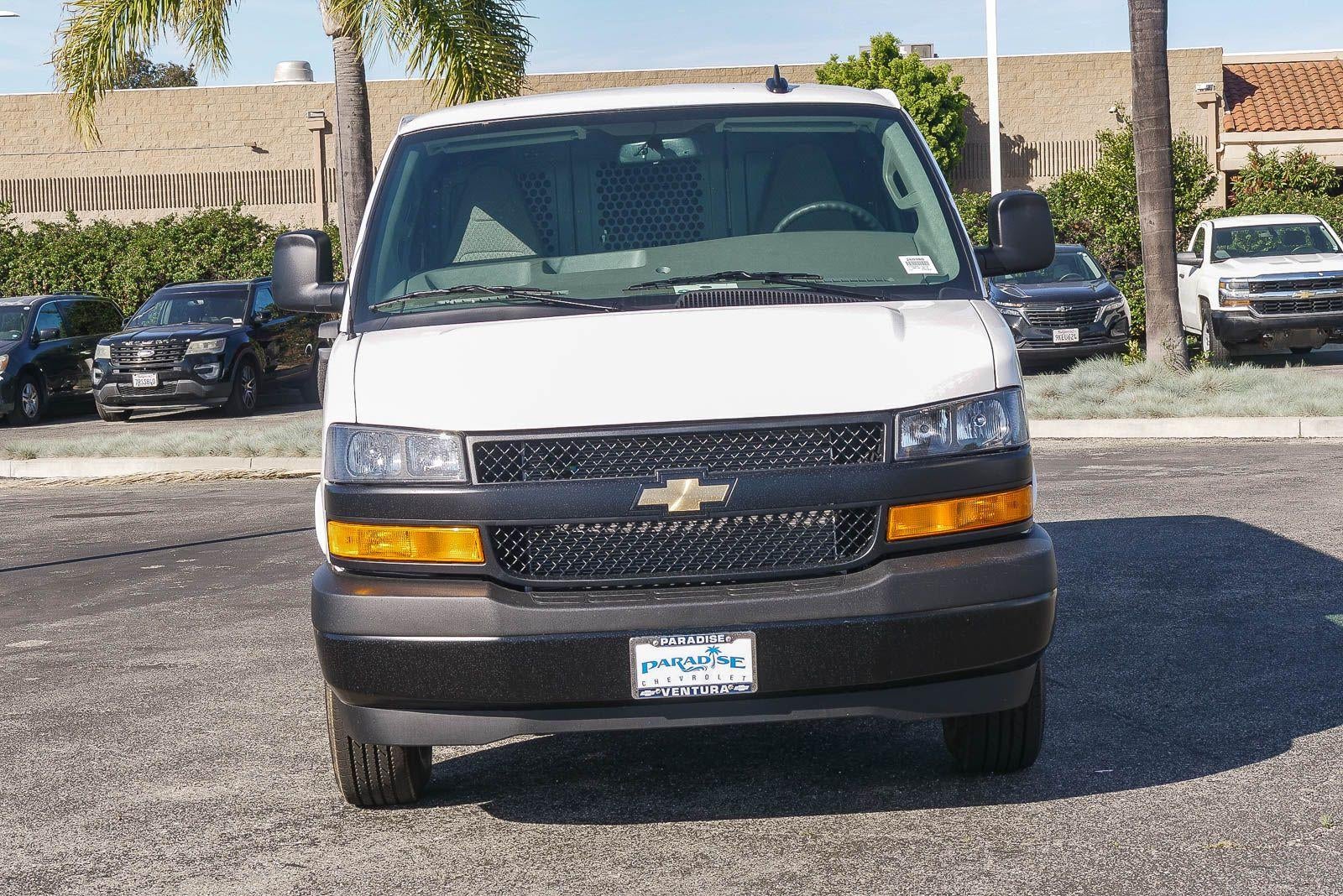 2026 Chevrolet Express Cargo 2500 Regular Wheelbase Rear-Wheel Drive
