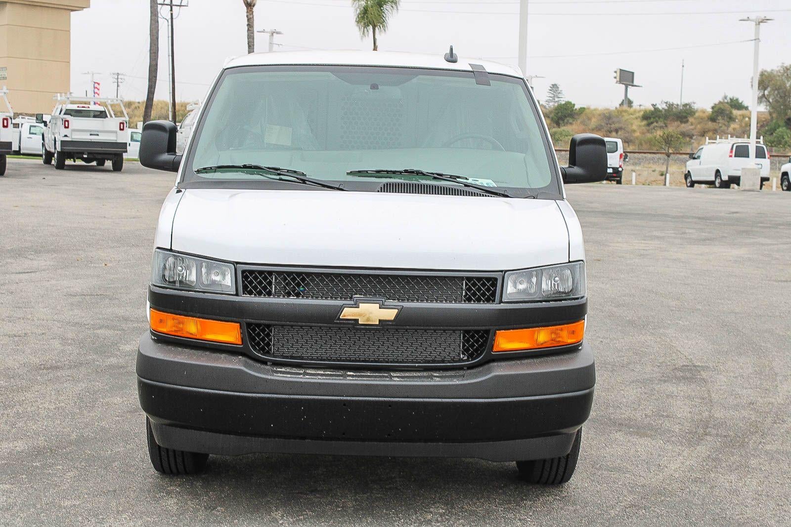 2026 Chevrolet Express Cargo 2500 Regular Wheelbase Rear-Wheel Drive