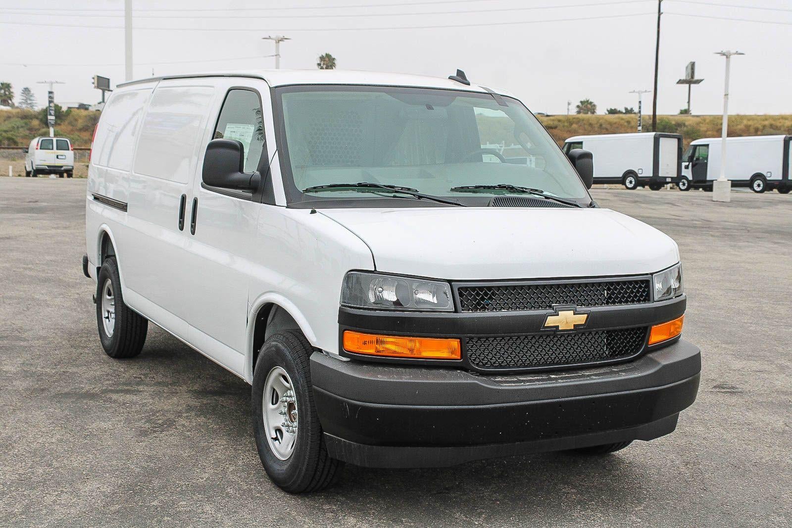2026 Chevrolet Express Cargo 2500 Regular Wheelbase Rear-Wheel Drive
