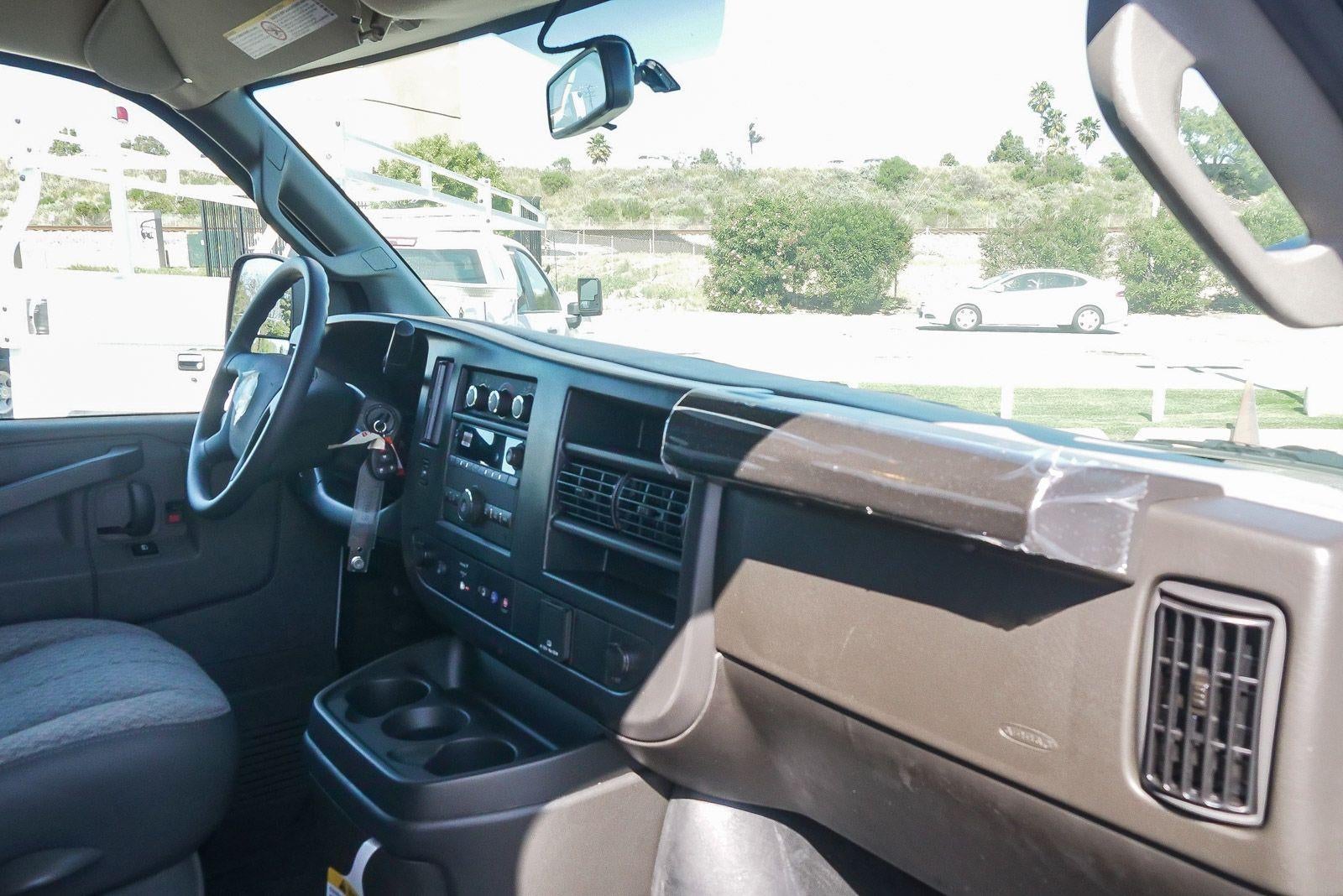 2026 Chevrolet Express Cargo 2500 Regular Wheelbase Rear-Wheel Drive