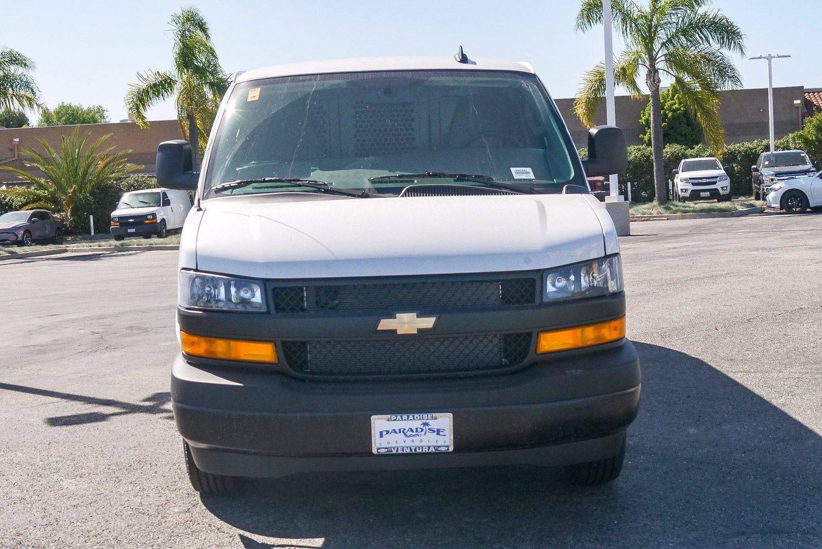2026 Chevrolet Express Cargo 2500 Regular Wheelbase Rear-Wheel Drive