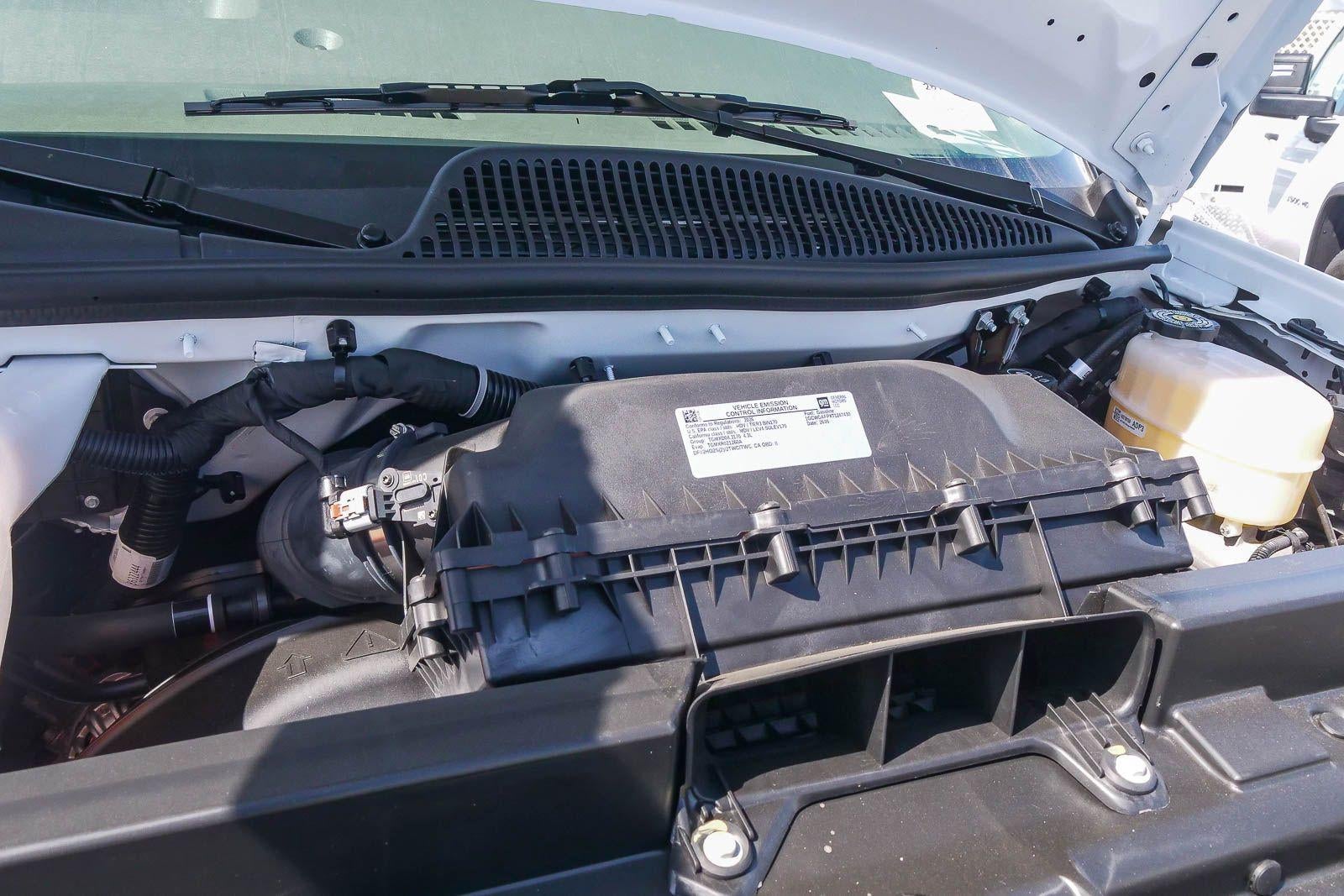 2026 Chevrolet Express Cargo Work Van - Photo 21