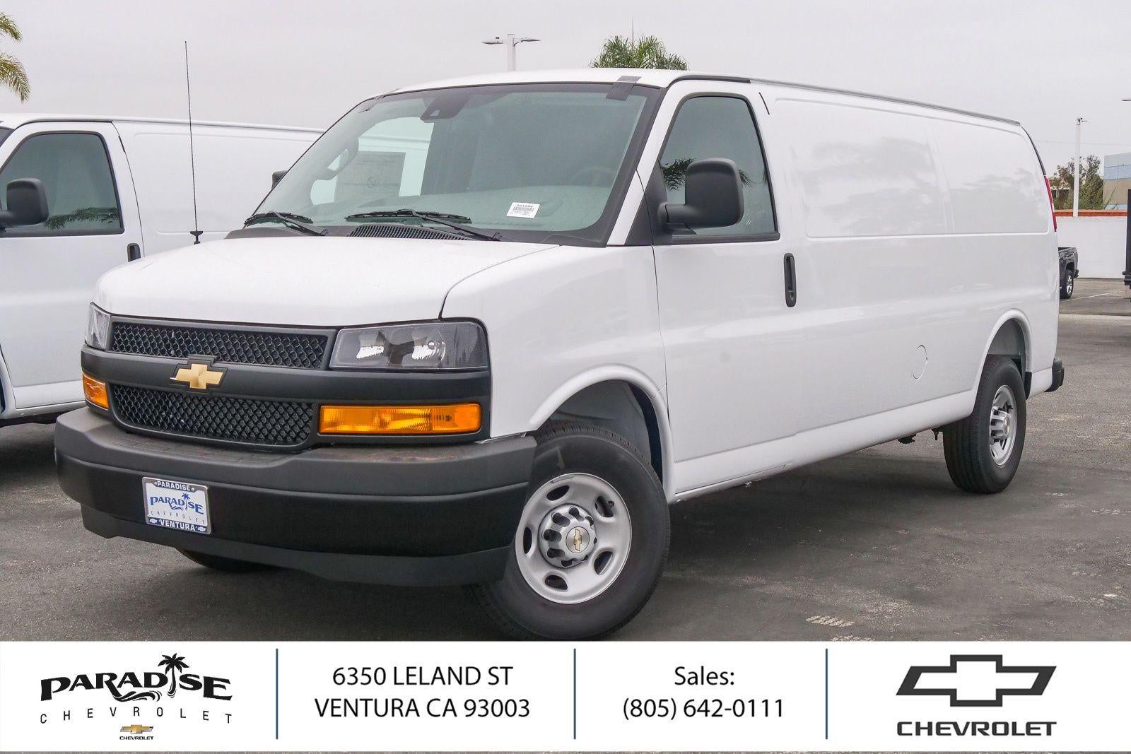2026 Chevrolet Express 2500 Extended Work Van HD's photo