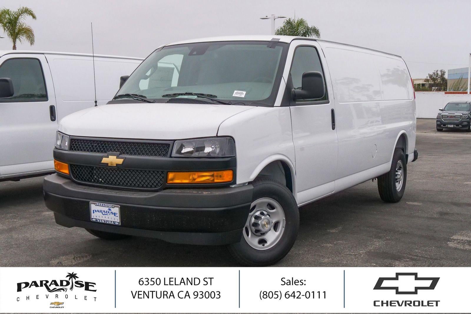 2026 Chevrolet Express 2500 Extended Work Van HD's photo