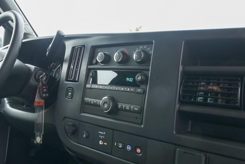 2025 Chevrolet Express Cargo 2500 2500 Extended Wheelbase Rear-Wheel Drive