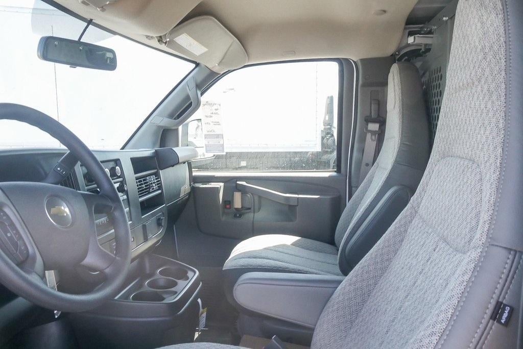 2025 Chevrolet Express Cargo 2500 2500 Extended Wheelbase Rear-Wheel Drive