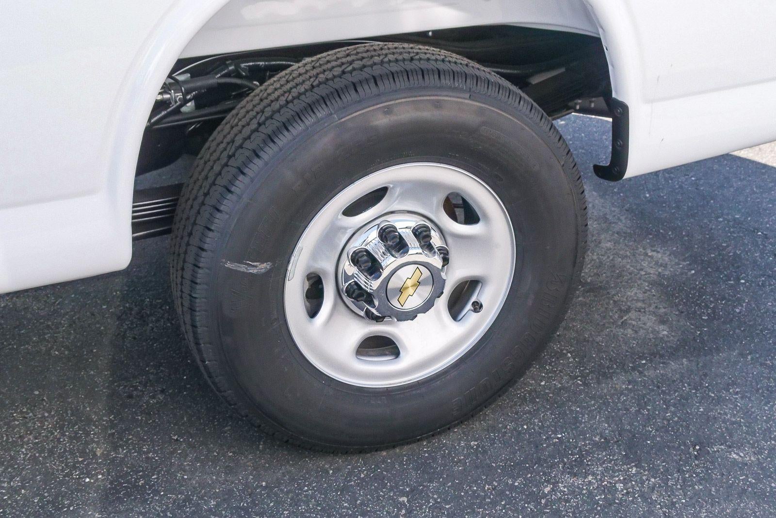 2026 Chevrolet Express Cargo 3500 Extended Wheelbase Rear-Wheel Drive