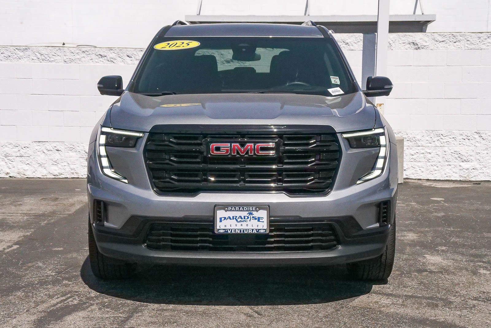 2025 GMC Acadia Elevation