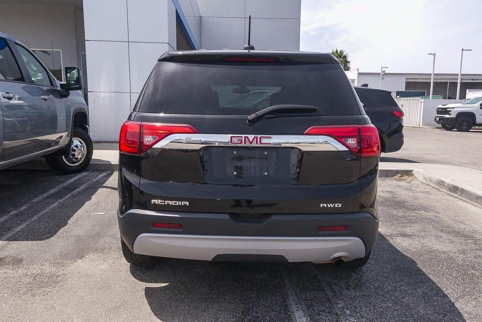 2019 GMC Acadia SLE