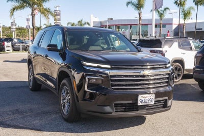 2024 Chevrolet Traverse LT